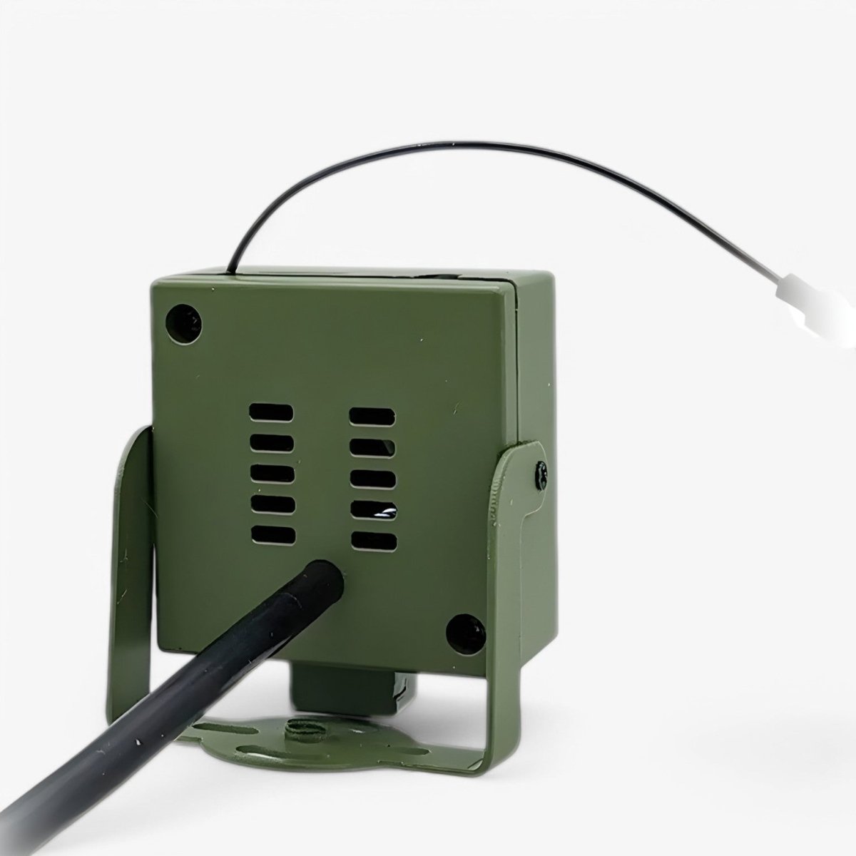 1080p HD weatherproof wildlife camera with night vision, motion detection, and remote access - Orthorun
