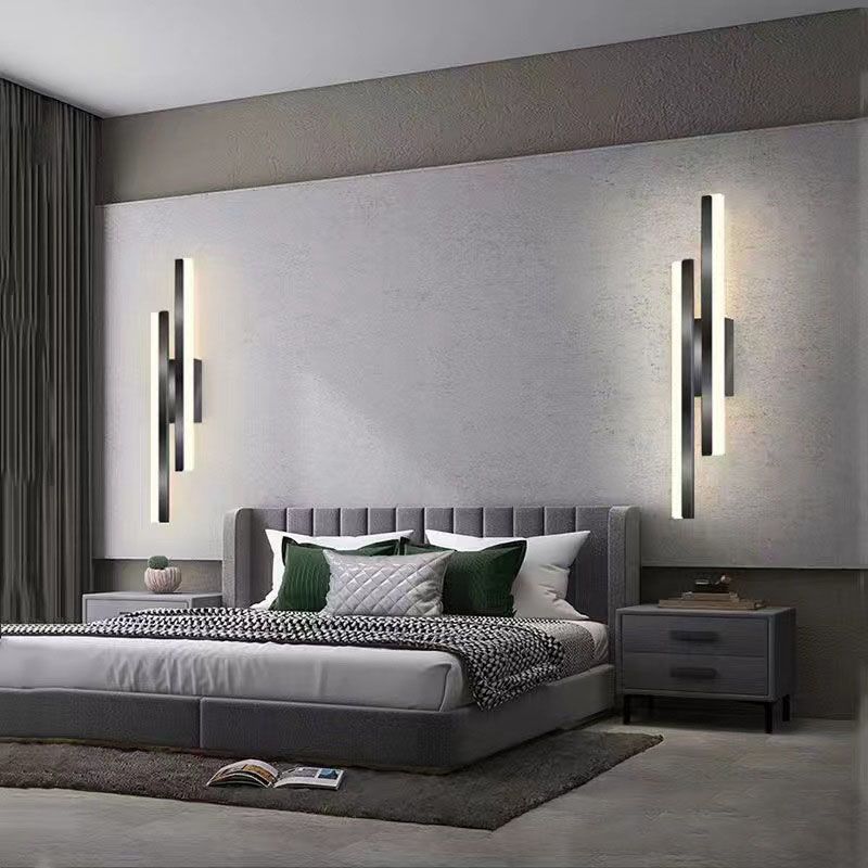 Orthorun | Alana Modern LED Wall Light - Elegant Black/Gold Wall Lighting