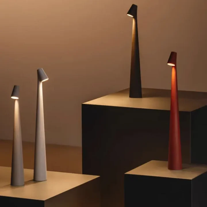 Orthorun | Nordic Minimalistic LED Mood Lamp - Wireless Reading & Dinner Lamp