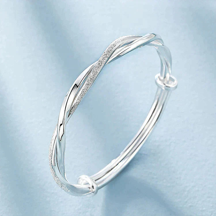 Orthorun | Elegant Woven Silver Bracelet