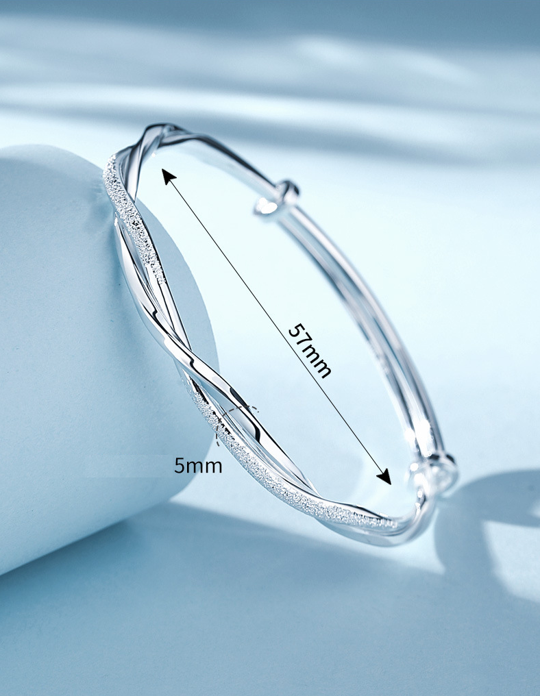 Orthorun | Elegant Woven Silver Bracelet