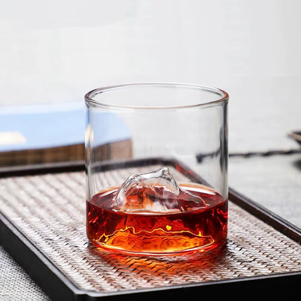 Orthorun | Mountain Peak Cocktail Glass