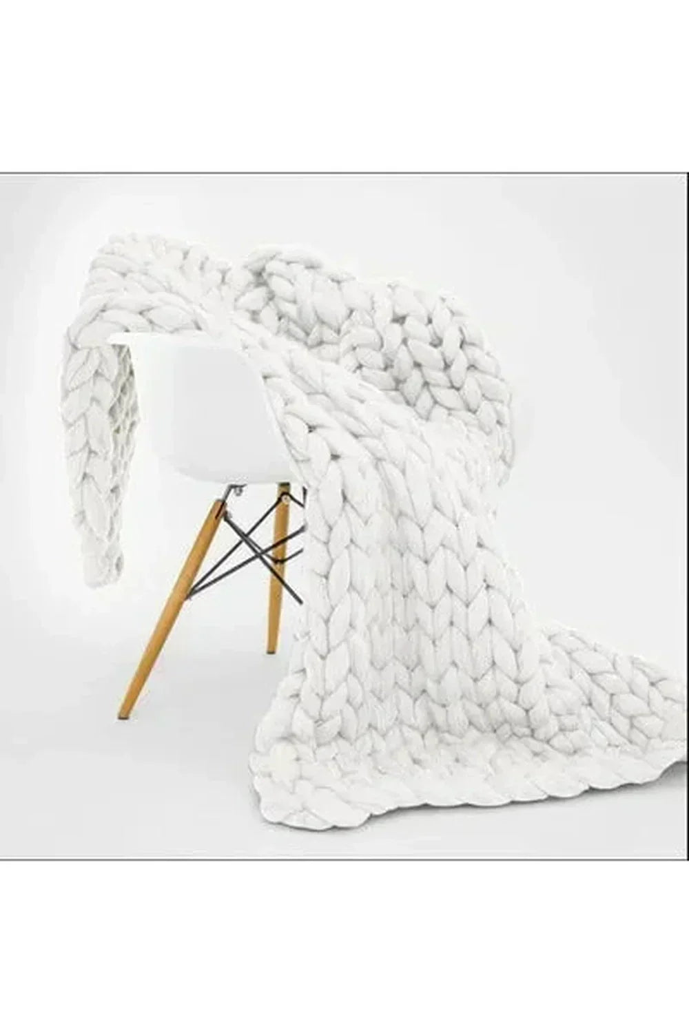 Orthorun | Cozy Knit Chunky Blanket – Thick Handmade Throw for Couch & Bed