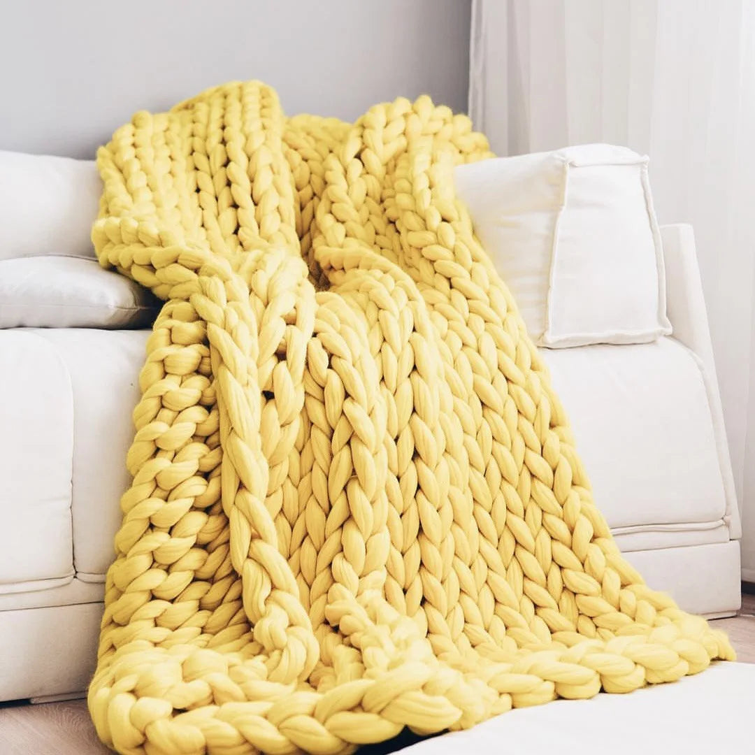Orthorun | Chunky Knit Blanket – Cozy Wool Blanket for Every Room – Soft & Warm for Sofa and Bed