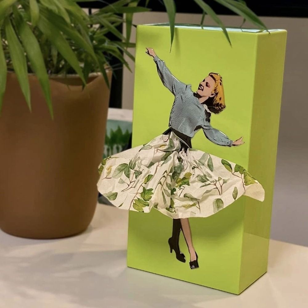 Orthorun | Flying Skirt Tissue Box