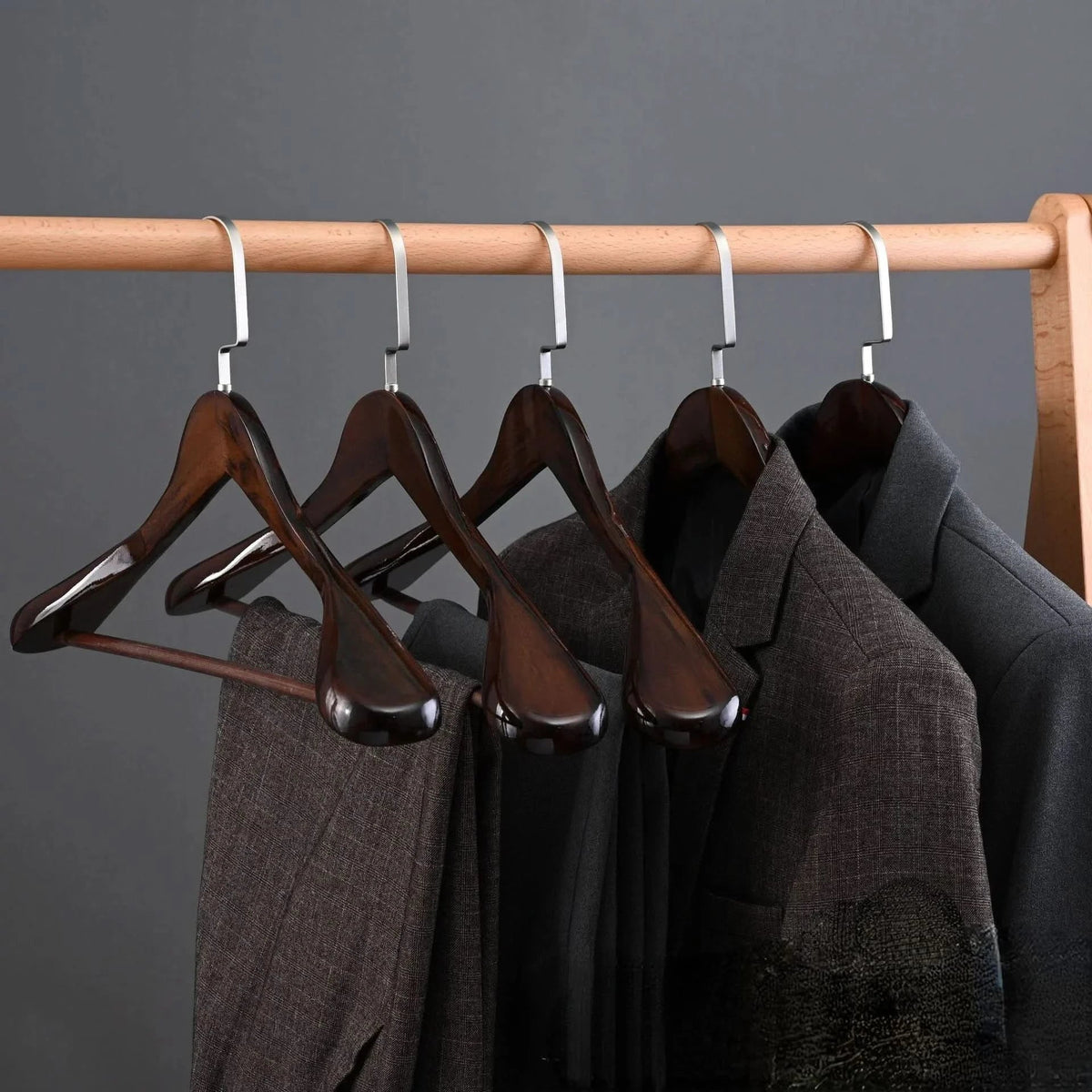 Orthorun | Luxury Wooden Clothes Hangers with Curved Design