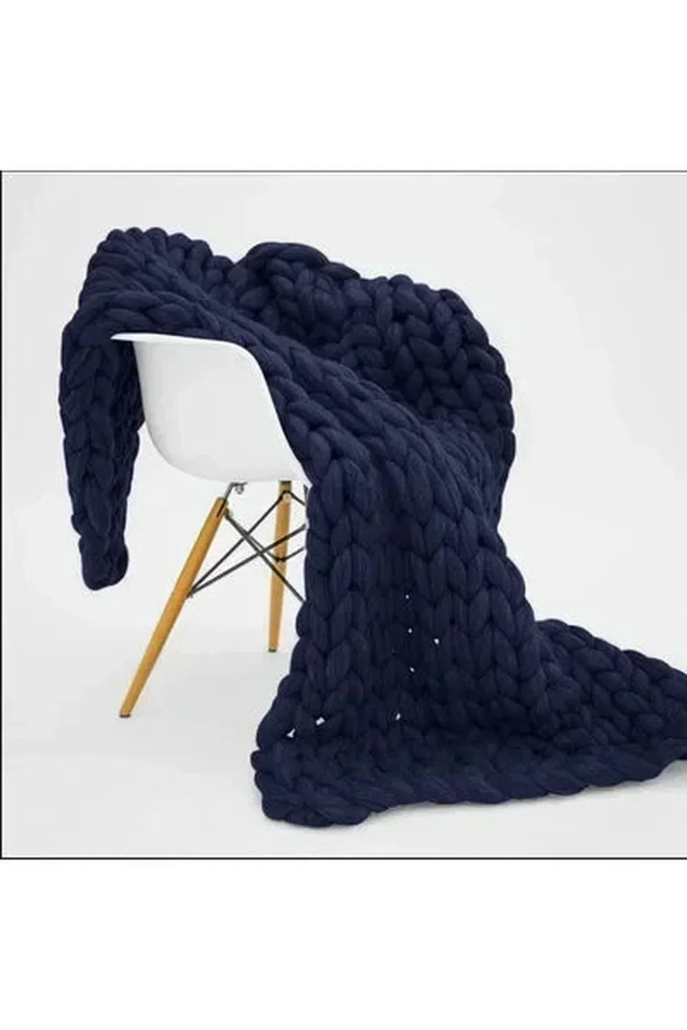 Orthorun | Cozy Knit Chunky Blanket – Thick Handmade Throw for Couch & Bed