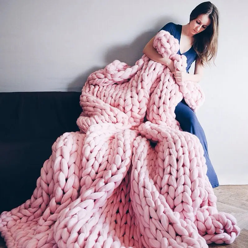 Orthorun | Chunky Knit Blanket – Cozy Wool Blanket for Every Room – Soft & Warm for Sofa and Bed