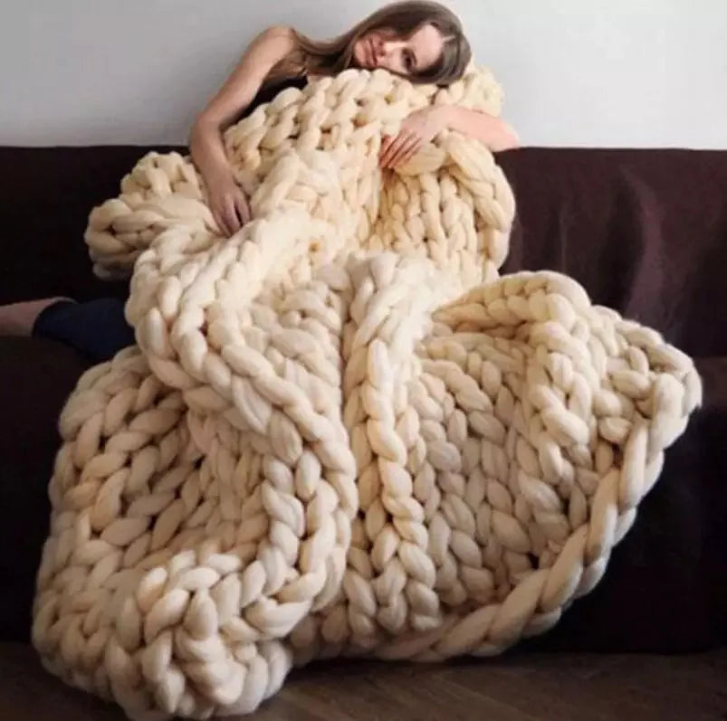 Orthorun | Chunky Knit Blanket – Cozy Wool Blanket for Every Room – Soft & Warm for Sofa and Bed