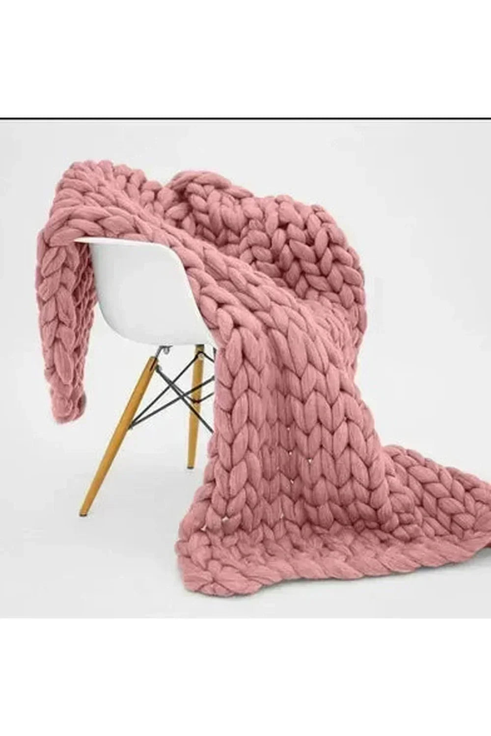 Orthorun | Cozy Knit Chunky Blanket – Thick Handmade Throw for Couch & Bed