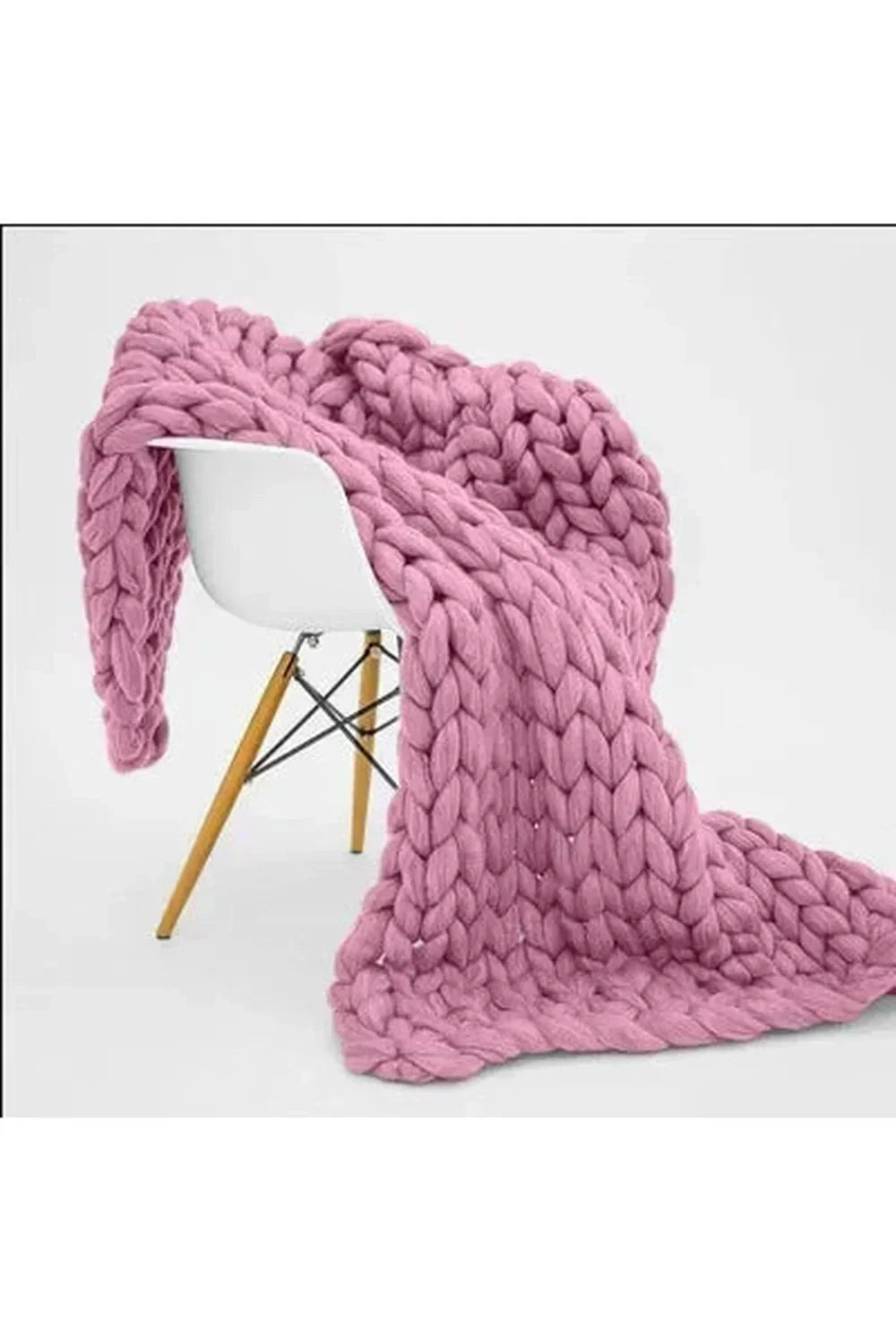 Orthorun | Cozy Knit Chunky Blanket – Thick Handmade Throw for Couch & Bed