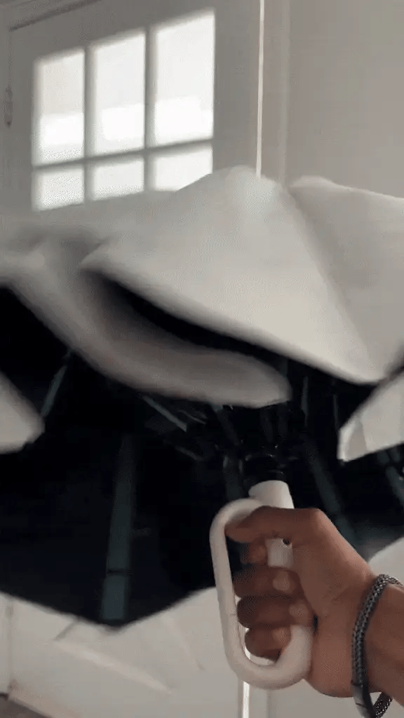 Orthorun | Wind-Resistant Automatic Folding Umbrella – Compact & Durable with Large Buckle Handle