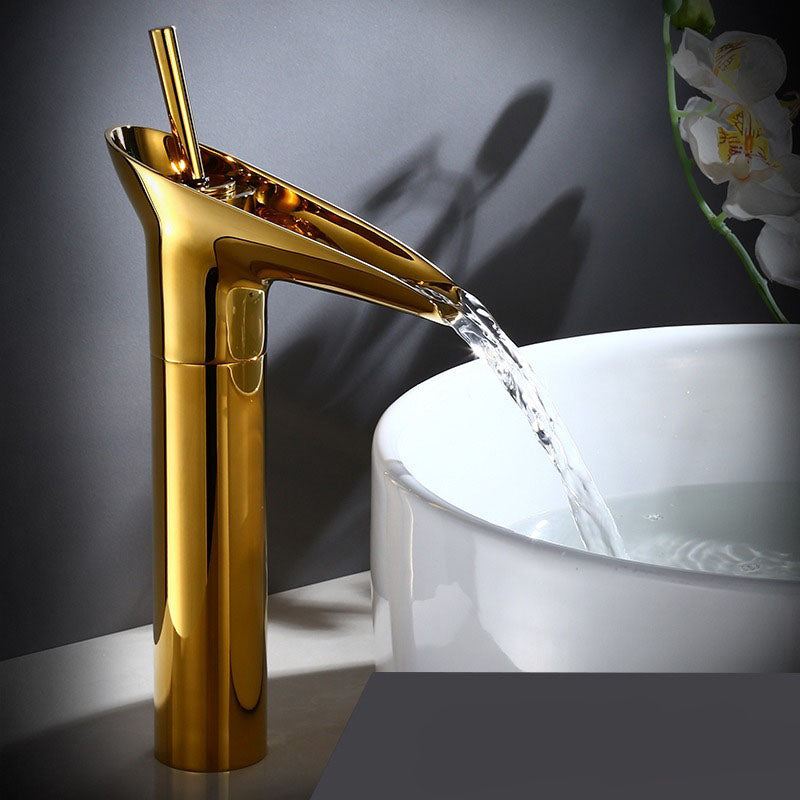 Orthorun | Antique Waterfall Bathroom Water Wallpaper