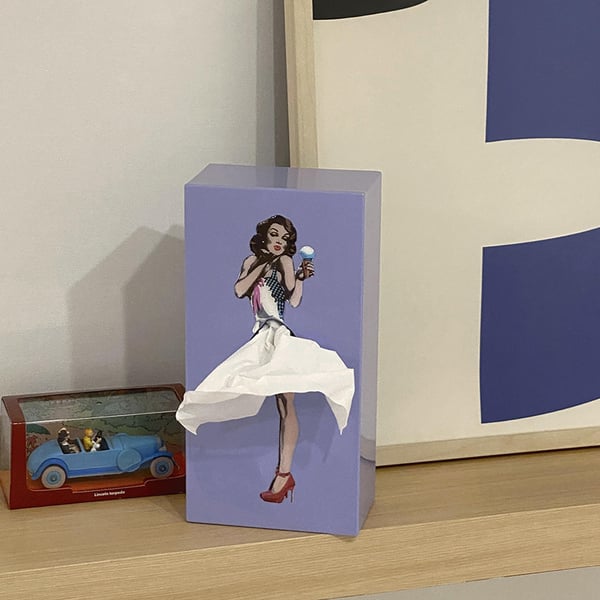 Orthorun | Flying Skirt Tissue Box