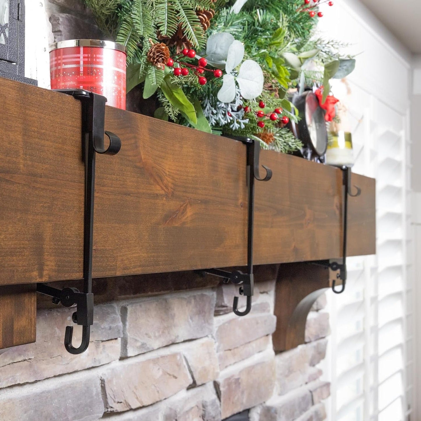 Adjustable Fireplace Stocking and Garland Hanger Set - Orthorun