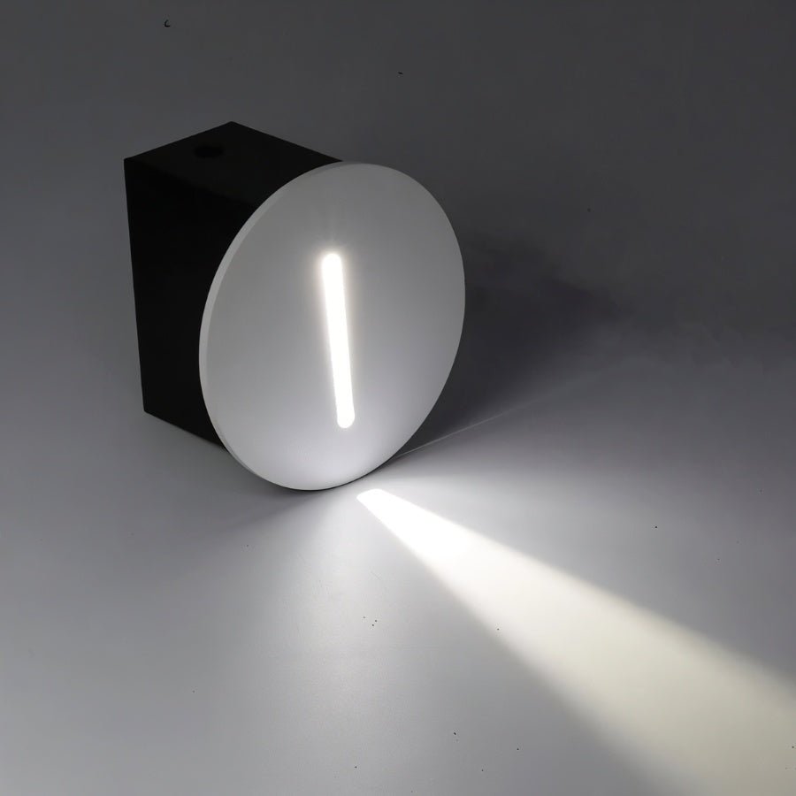 Orthorun | Luca – Stylish Stair Lighting with Motion Sensor Technology – LED Step Light