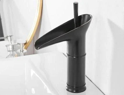Orthorun | Antique Waterfall Bathroom Water Wallpaper