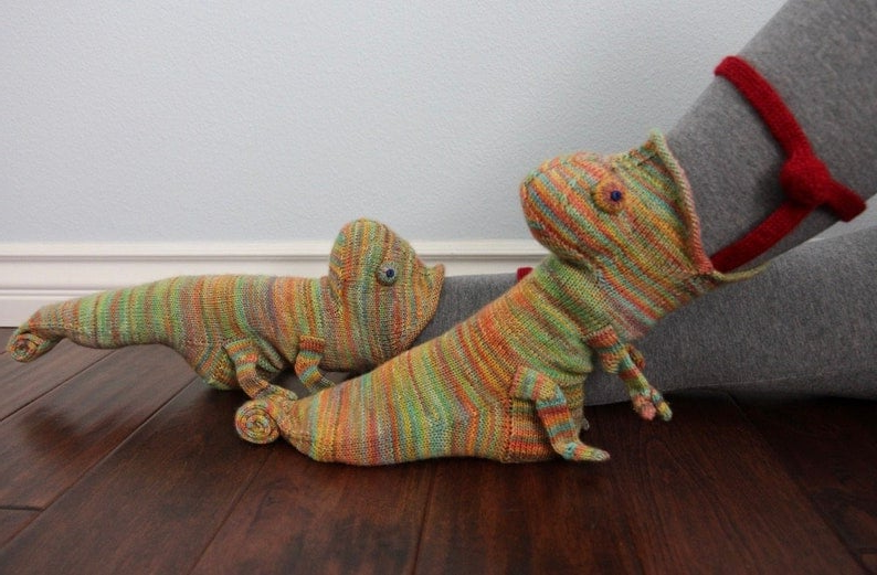 3D Knitted Crocodile Socks - Orthorun