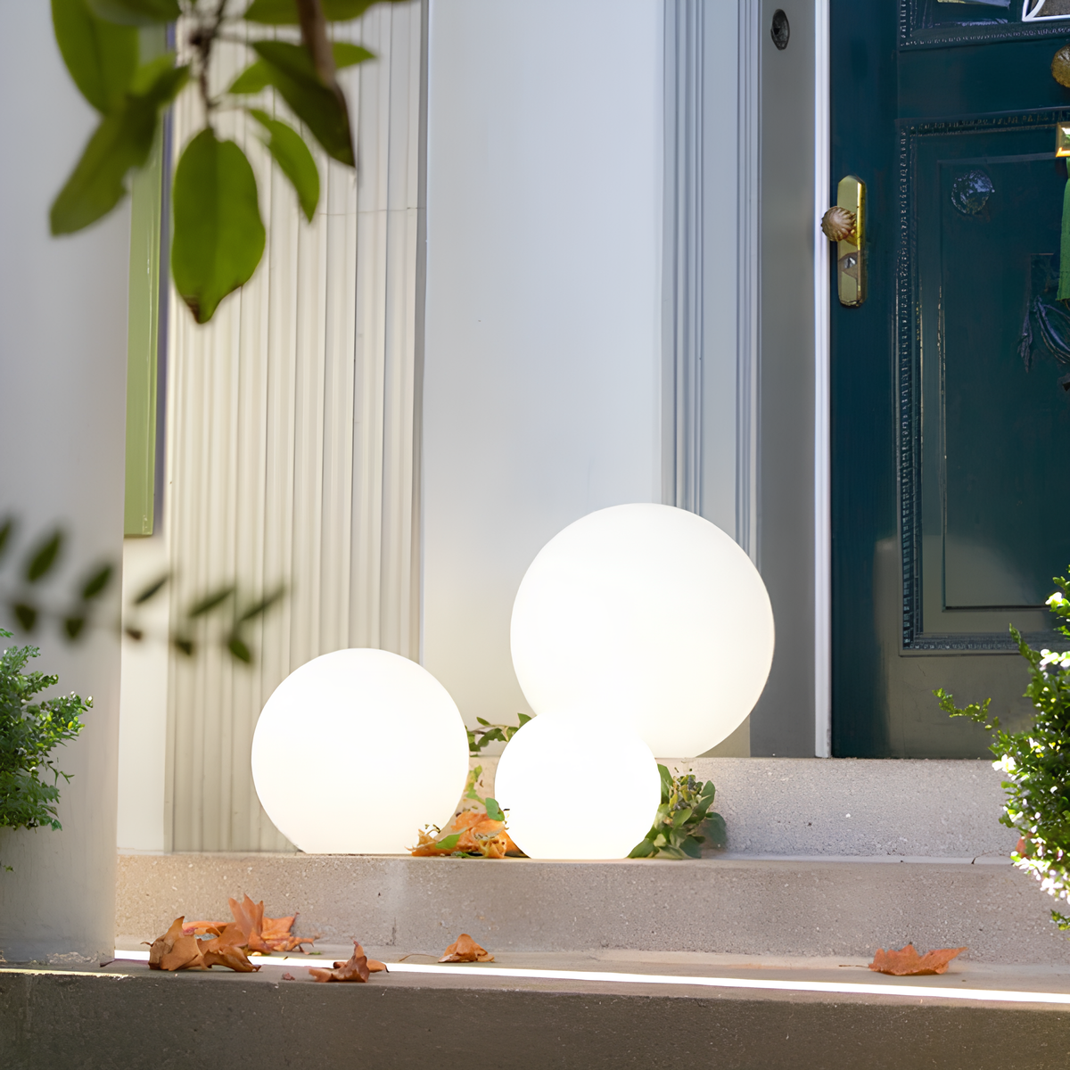 Orthorun | Wireless Mood Lamp for Indoor & Outdoor - LumaSphere
